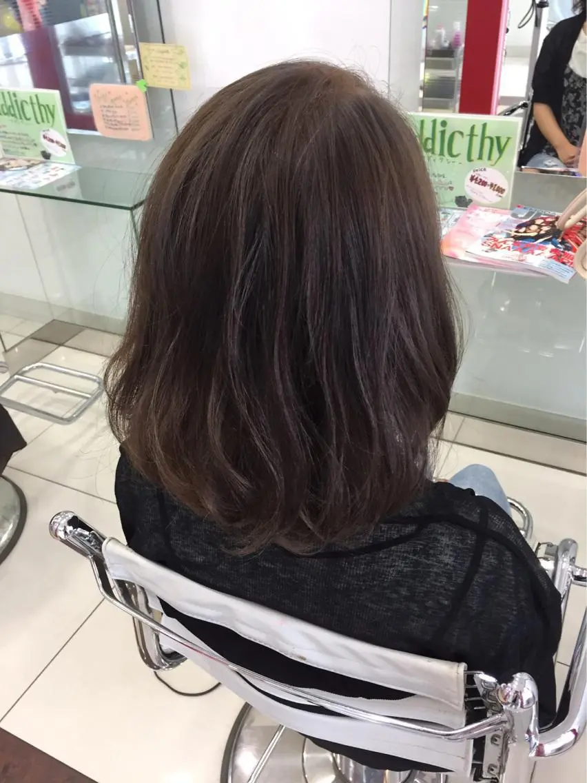 ミディアム カラー ベージュカラー 得能 雅人のヘアスタイル