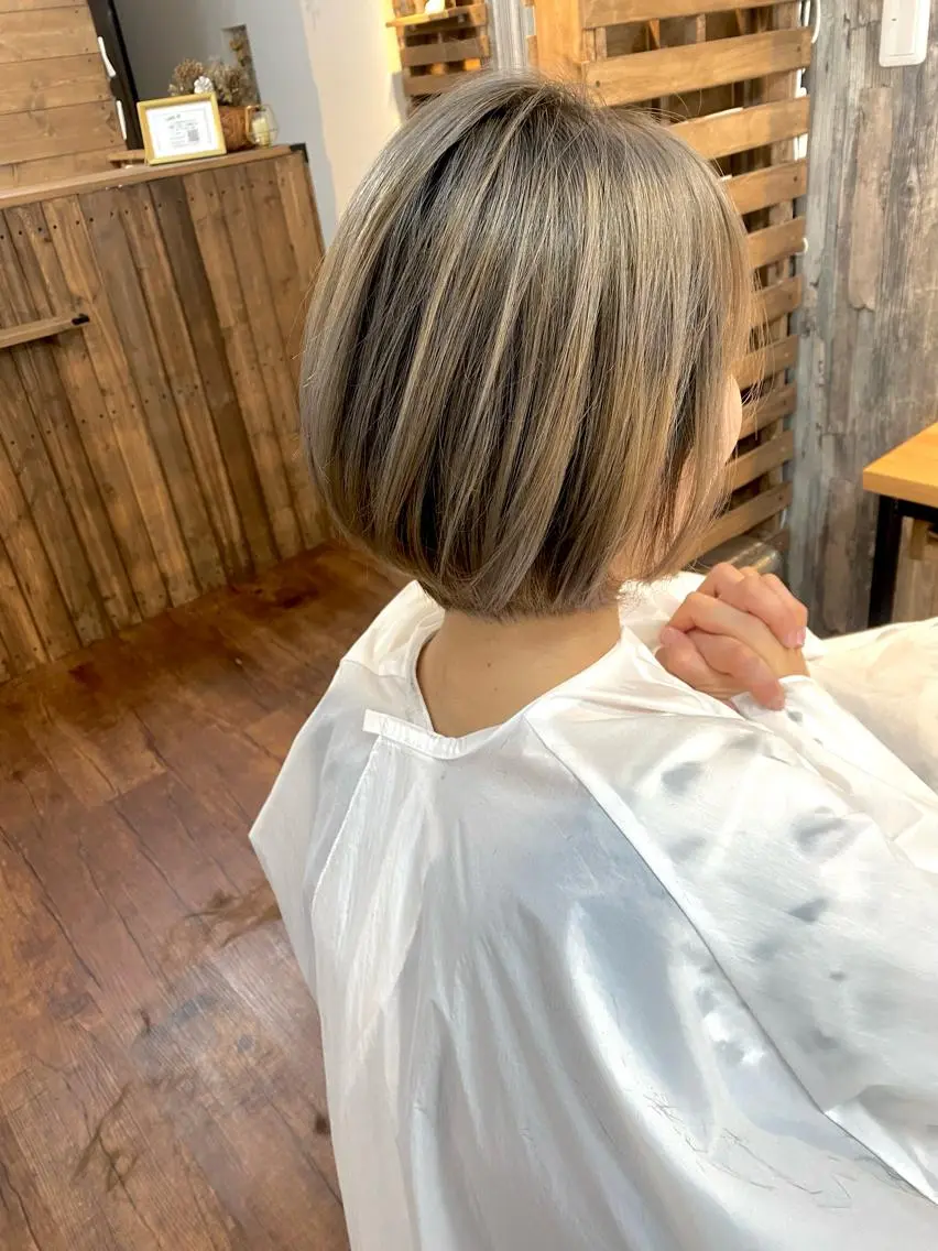 ショート カラー カット ヘアカラー トリートメント Luzir⭐︎ GEN⭐︎のヘアスタイル
