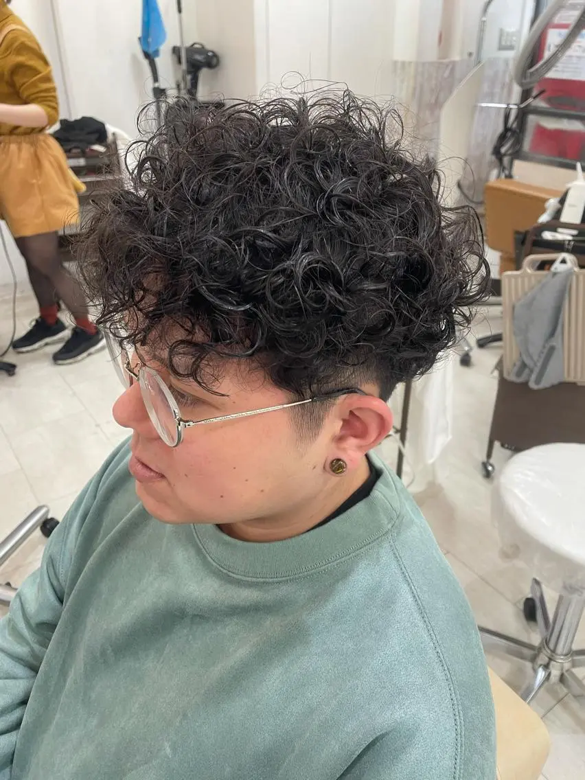 メンズ メンズパーマ プードルパーマ プードルパーマ 中野 健人のヘアスタイル