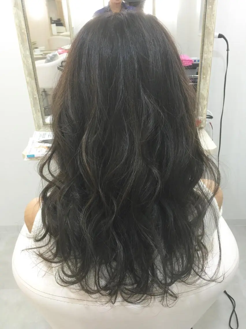 セミロング ロング カラー ハイライトカラー ハイライト 髪質改善 中川 翔のヘアスタイル