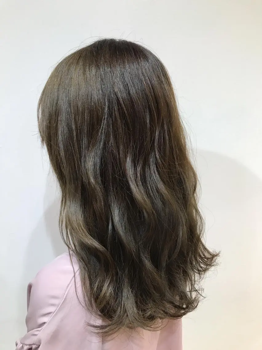 セミロング カラー アッシュ アッシュブラウン ブラウンカラー ダブルカラー ヒロミ/アレンジ/ アンニュイ/透け感のヘアスタイル