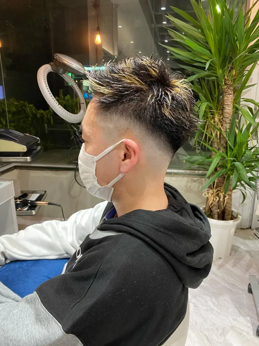 ショート カラー ハイライトカラー メッシュ ハイライト Riganuts王子 Hayato✂︎のヘアスタイル