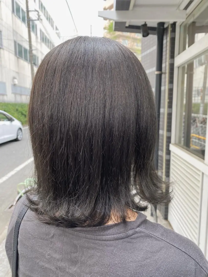 カラー グレージュ オリーブグレージュ オリーブグレー ヘアカラー トリートメント LeSoleil 大江珠実のヘアスタイル