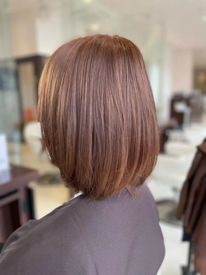 ショート カラー アッシュ ピンクカラー 絹川 琴美のヘアスタイル