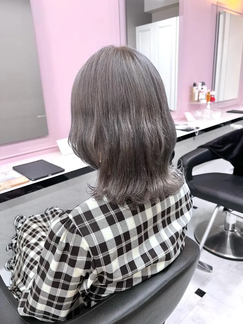 ミディアム カラー ヘアアレンジ カット ヘアカラー トリートメント ヘッドスパ ヘアセット 💕上野美容師☁ ブリーチ💖サワのヘアスタイル