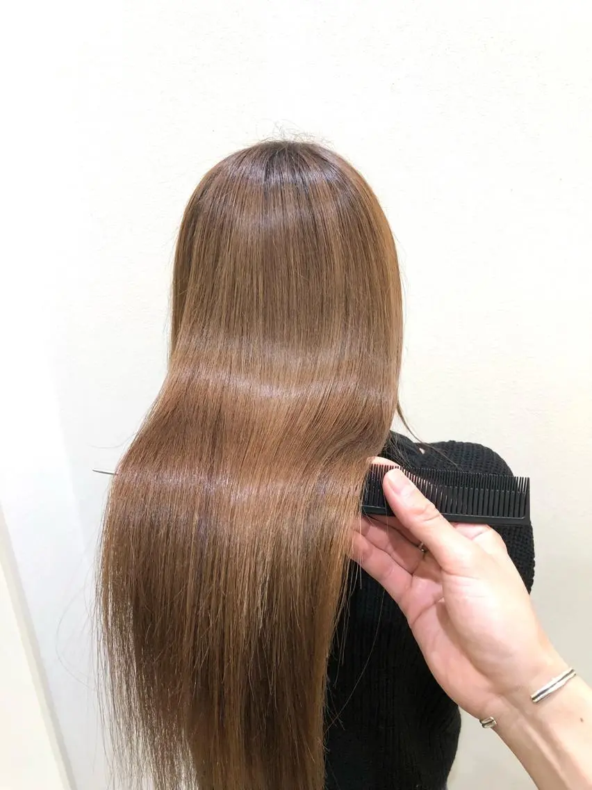 ロング 海外風レイヤーカット 👑店長 平松 由のヘアスタイル