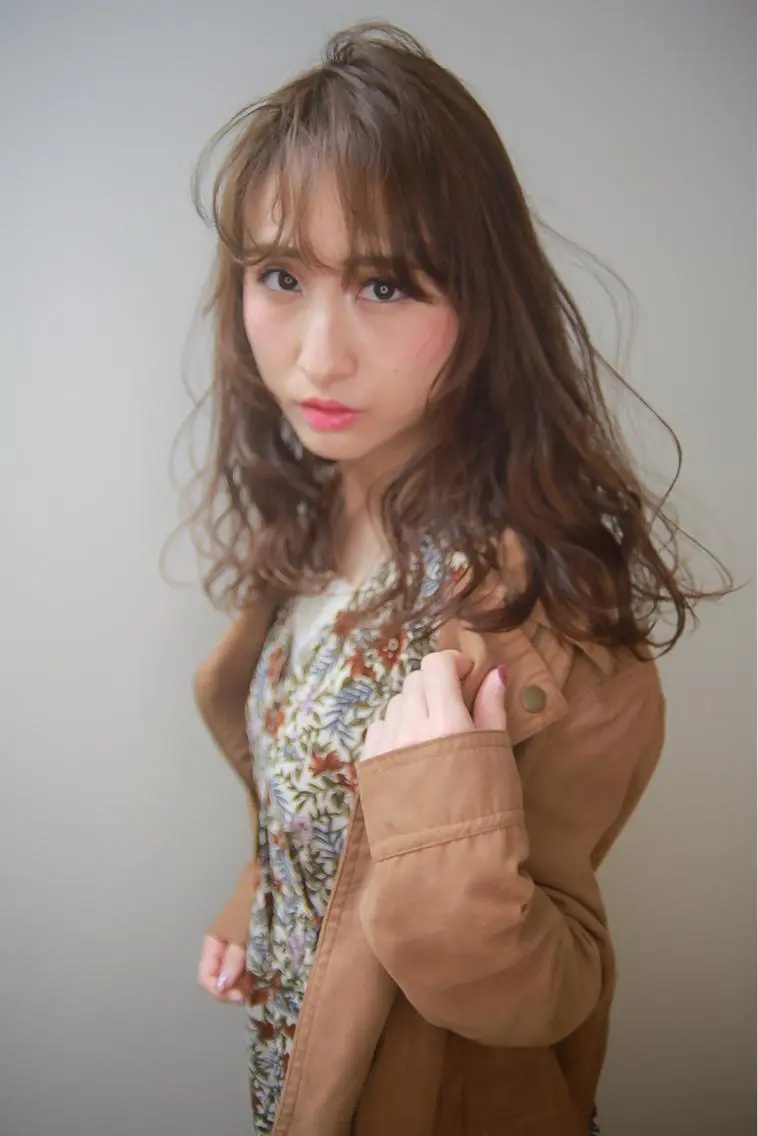 ロング カラー カット ヘアカラー 伊藤 裕貴のヘアスタイル