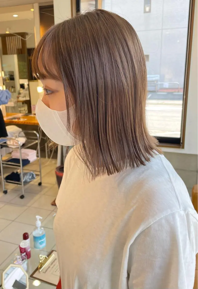 ミディアム カラー ベージュカラー ブリーチ 透明感カラー カット ヘアカラー トリートメント 髪質改善/艶髪/大竹 穂香🦉のヘアスタイル