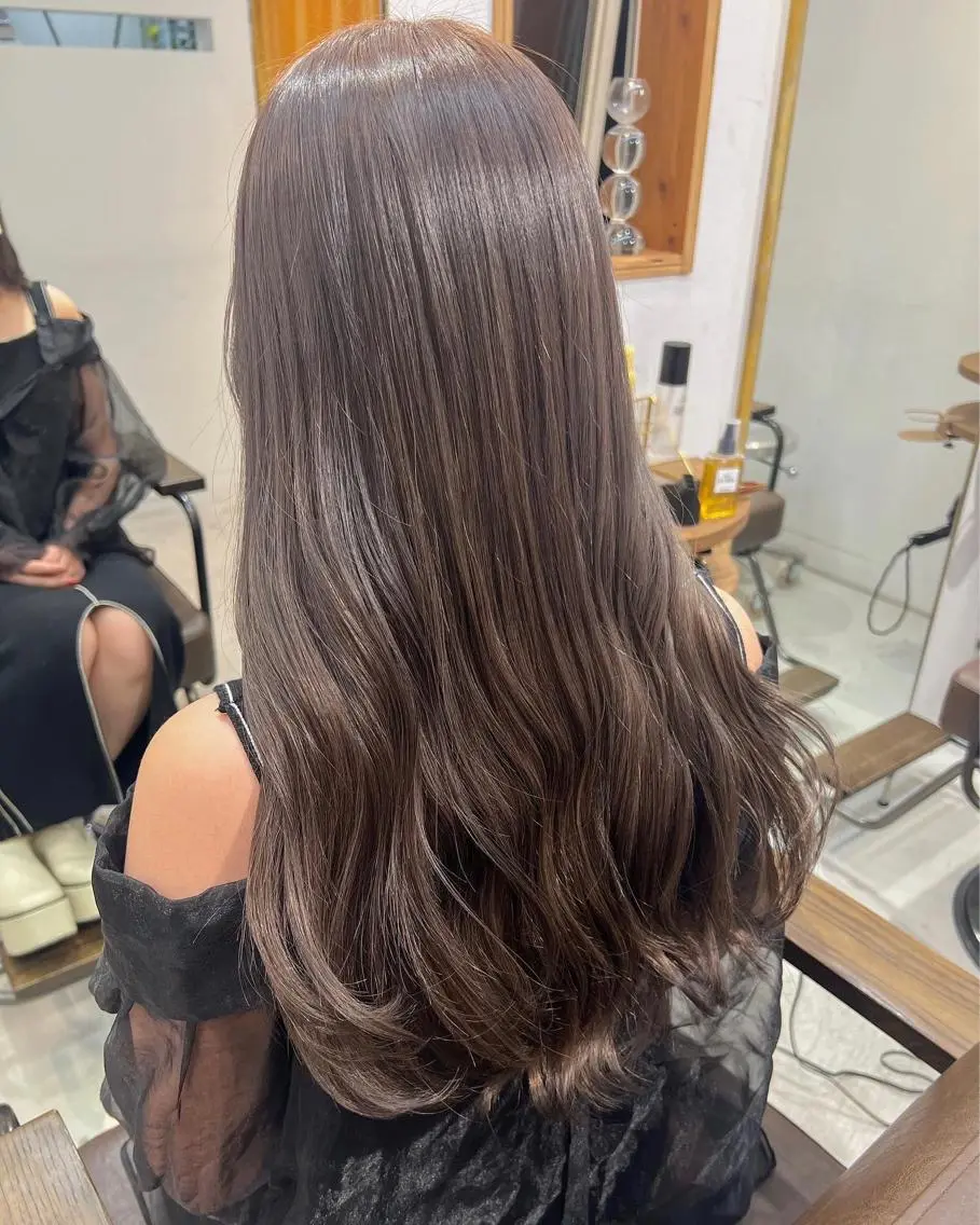 ロング カラー グレージュ ラベンダーカラー ラベンダーグレージュ ラベンダーグレー カット ヘアカラー トリートメント 透明感/縮毛/ボブ CHIHIROのヘアスタイル