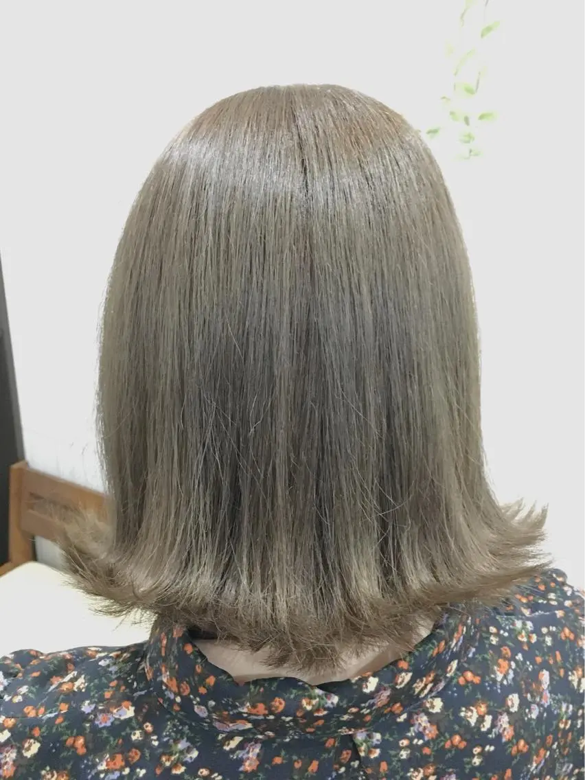 ミディアム カラー 外ハネヘア Rise Heart 中村 裕介のヘアスタイル