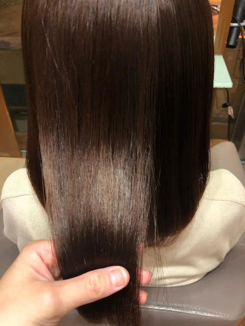 パーマ ストレートパーマ 梅本 佳容子のヘアスタイル