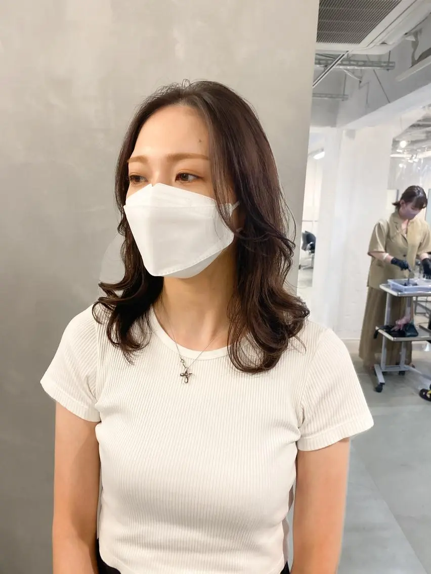 ミディアム カラー パーマ ミディアムパーマ 韓国風ヘア カット ヘアカラー パーマ トリートメント レイヤーカットのプロ 大人ヘア宮森貴志のヘアスタイル