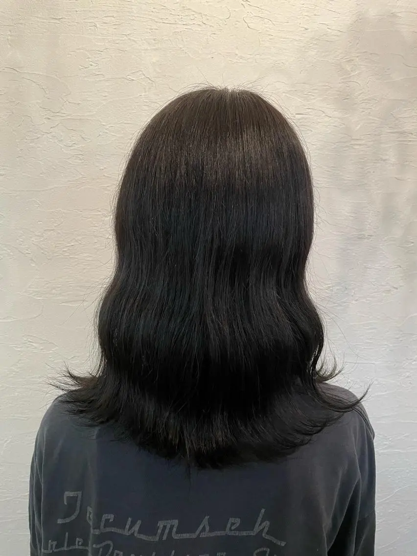 カラー 家下 愛梨のヘアスタイル