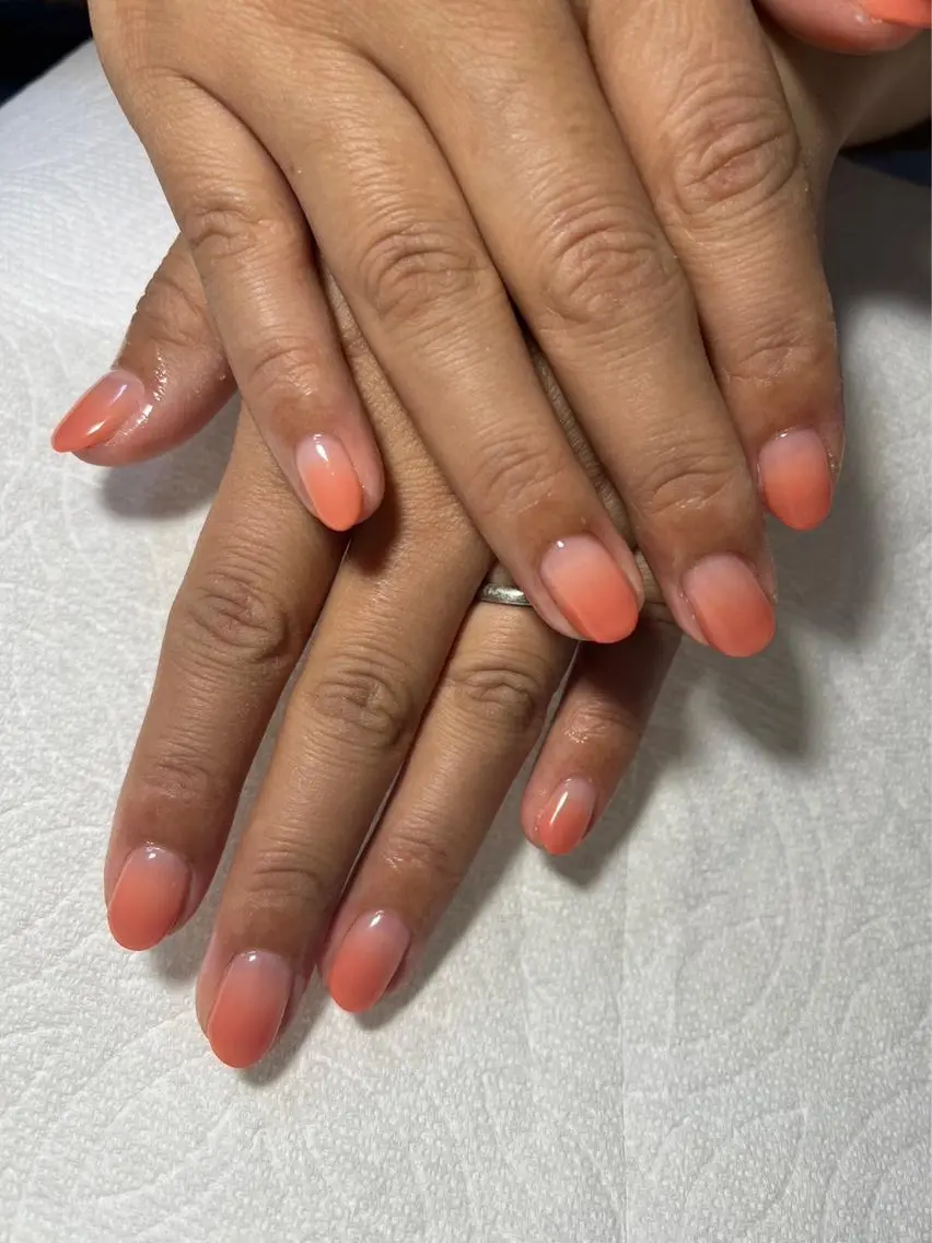 ネイル グラデーション nail Beeのネイルデザイン