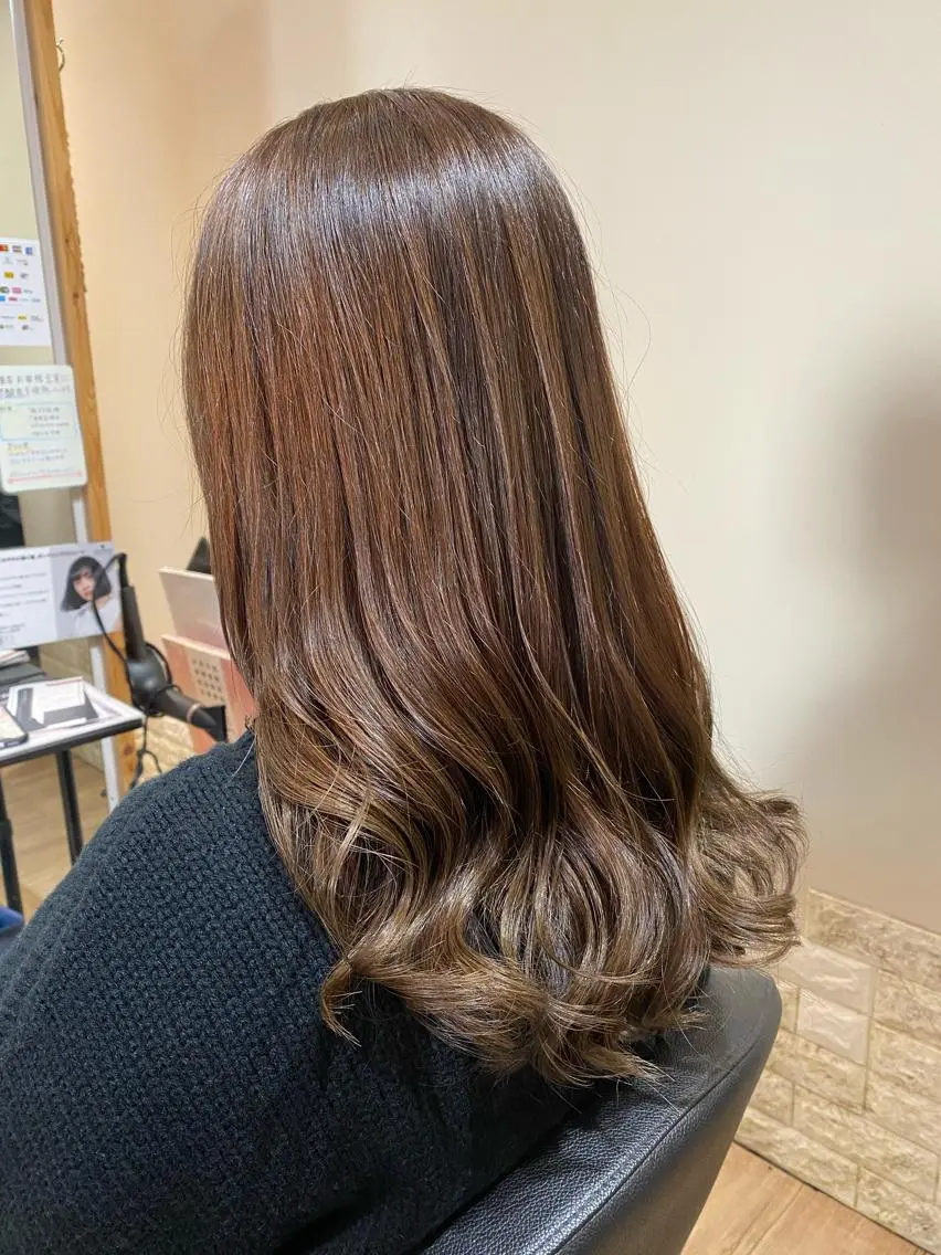 ロング カラー 関口 友行のヘアスタイル