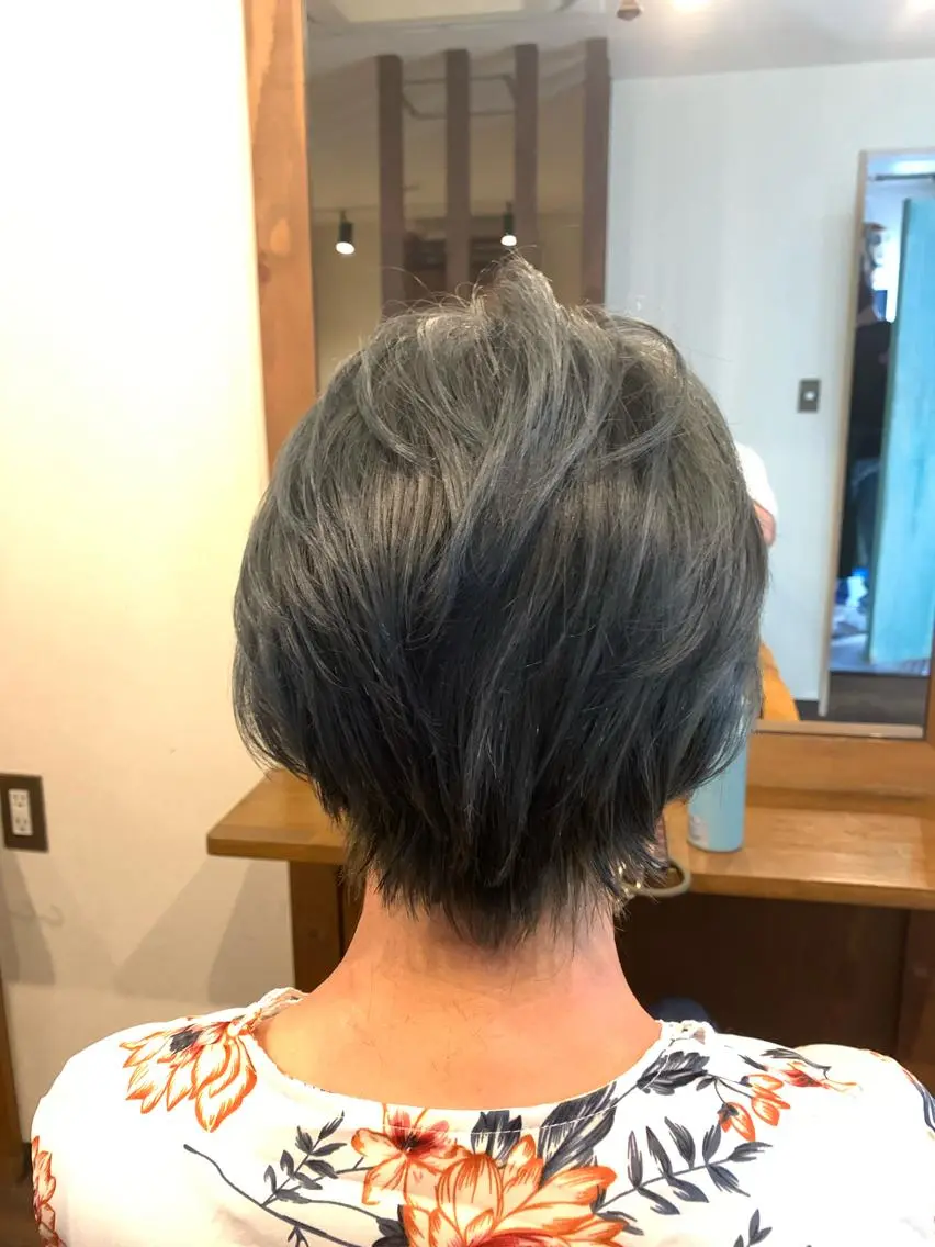 ショート カラー グレージュ オリーブグレージュ オリーブグレー 透明感カラー/ブリー チ無し/瀧田恭平のヘアスタイル