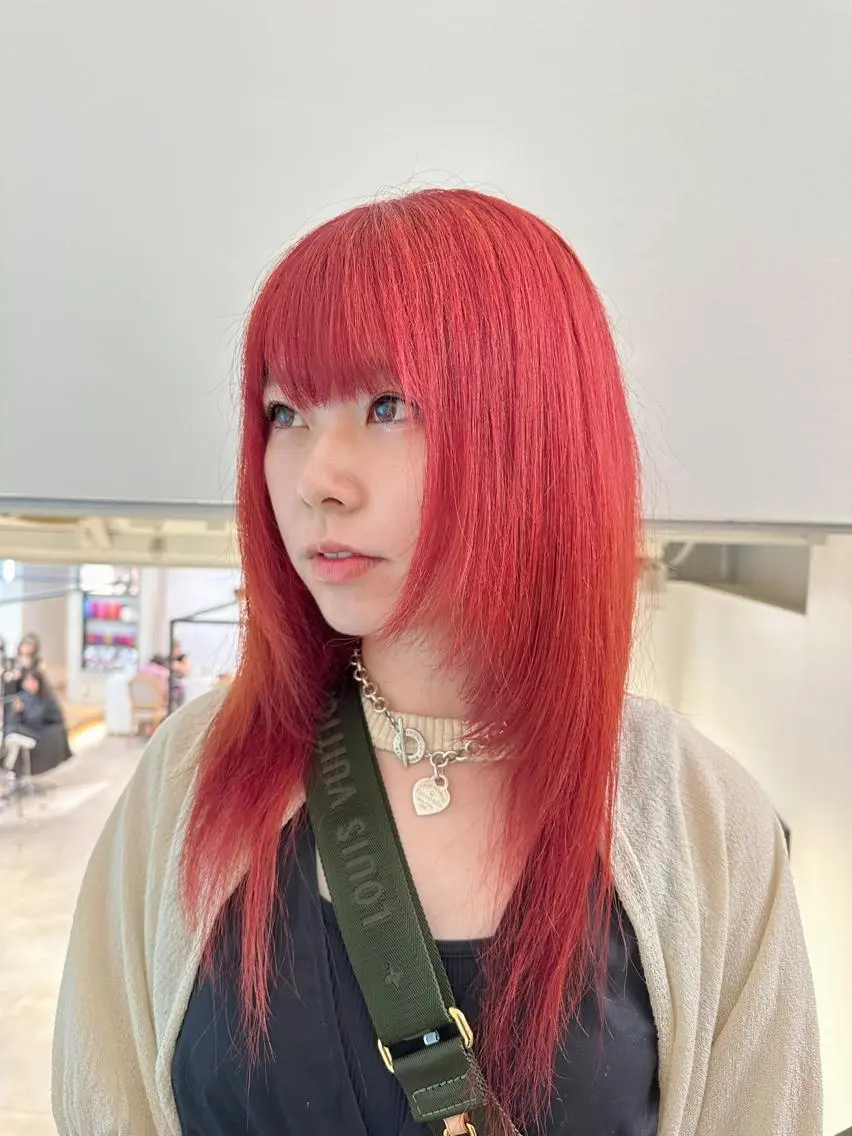 ロング カラー ヘアアレンジ ハイトーン特化 pepe🎀のヘアスタイル