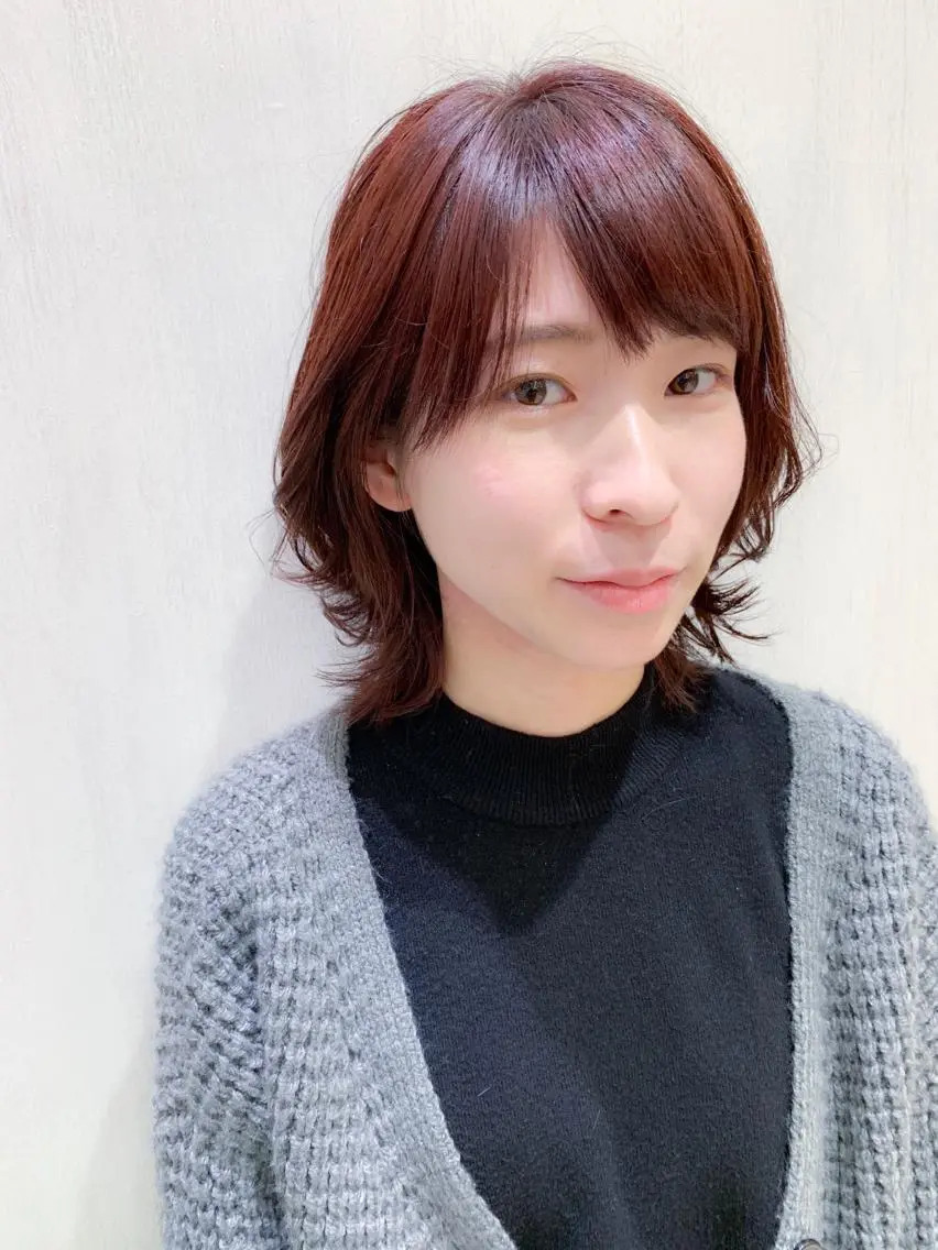 ミディアム 伸ばしかけ ウルフカット ヘアカラー トリートメント 内藤 宏紀 tidasmileのヘアスタイル