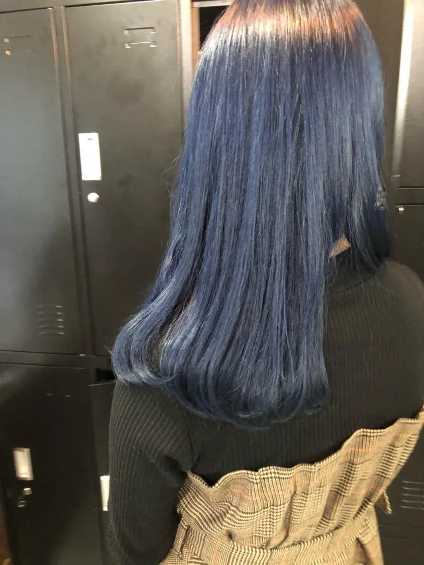 セミロング カラー パーマ ヘアアレンジ メンズ キッズ マツエク・マツパ メンズブリーチ ブリーチ ブルーカラー ネイビーカラー カット ヘアカラー トリートメント 艶髪育成サロン 京橋　shinのヘアスタイル
