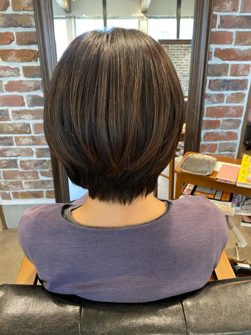 ショート パーマ ボブ 縮毛矯正 沖田 舞衣のヘアスタイル