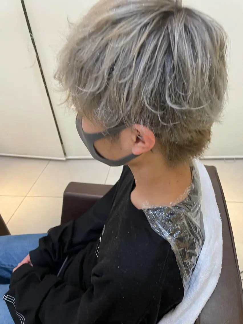 ショート カラー メンズ メンズハイトーン ハイトーンカラー 静岡/草薙パーマ メンズバレイヤージュのヘアスタイル