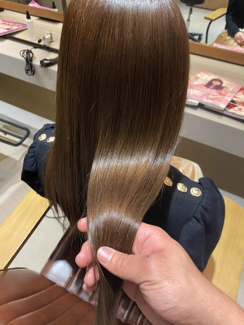 セミロング カラー ヘアアレンジ ネイル マツエク・マツパ 透明感カラー ハイライトカラー 外国人風カラー ハイライト ヨシンモリ 夜23時まで予約🉑 reverieあきらのヘアスタイル