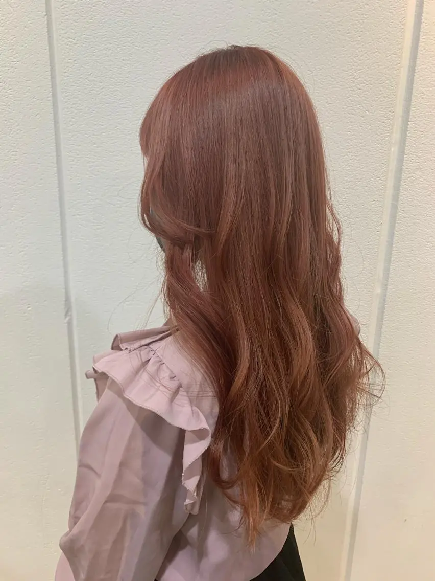 ロング カラー ピンクカラー Lolonois梅田 /Okazaki:)のヘアスタイル
