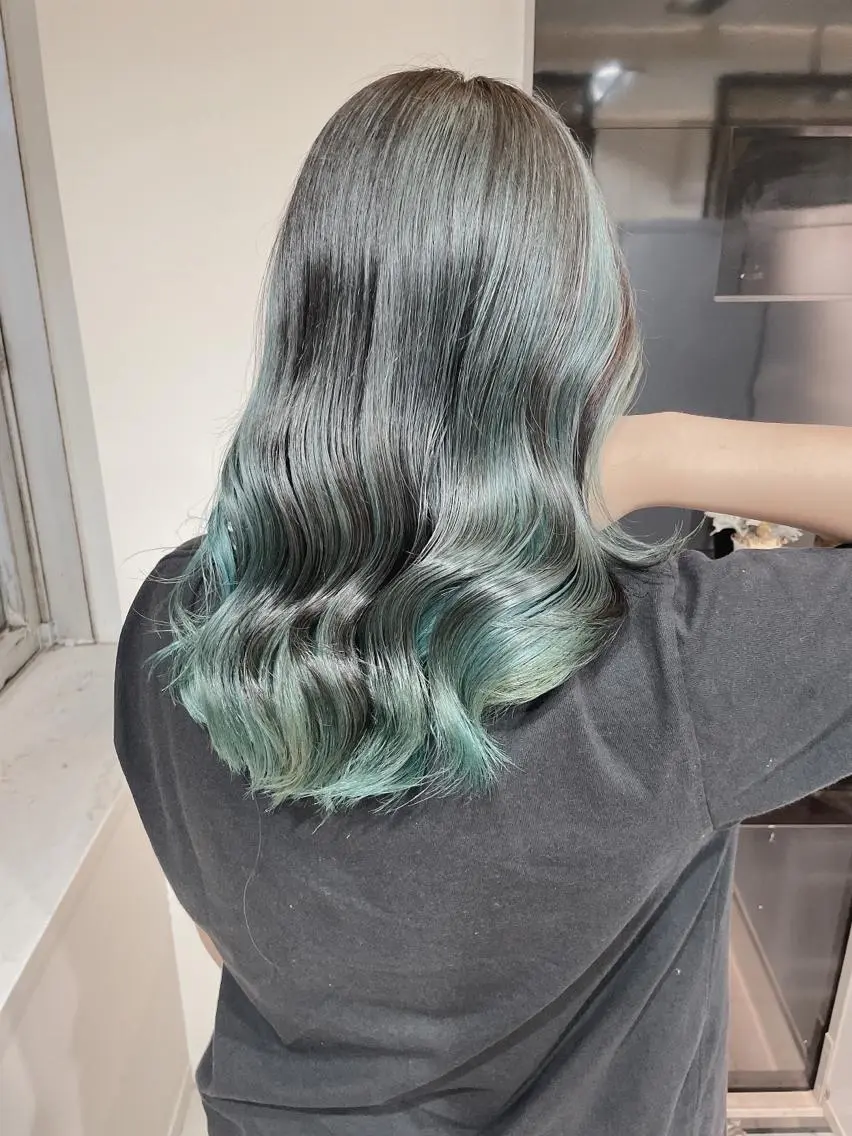 セミロング ヘアカラー トリートメント ヘアセット 髪質改善カラー🦋 田村のヘアスタイル
