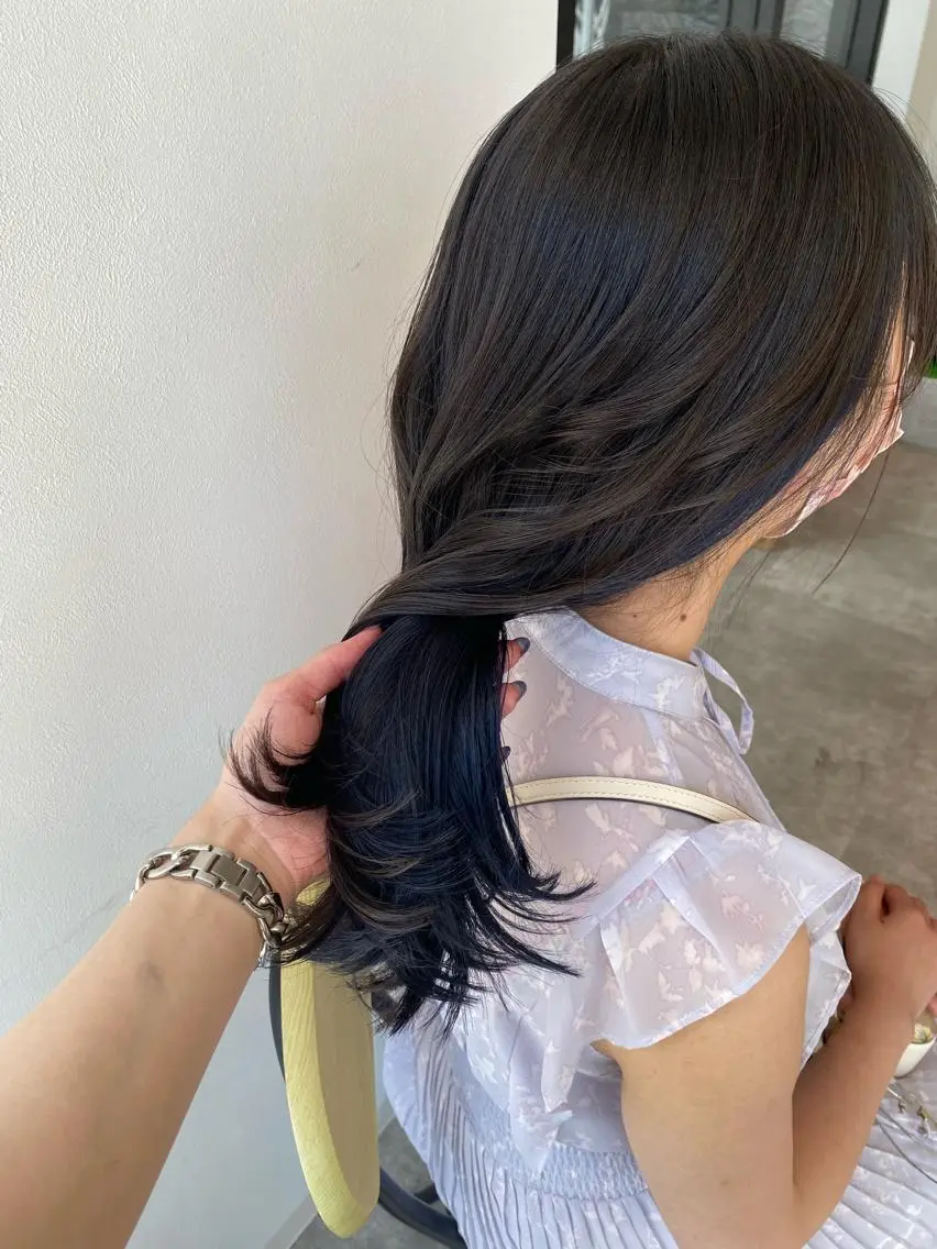 セミロング カラー ブルーカラー ブルーラベンダー インナーカラー ラベンダーカラー オスズ 🎀´-のヘアスタイル