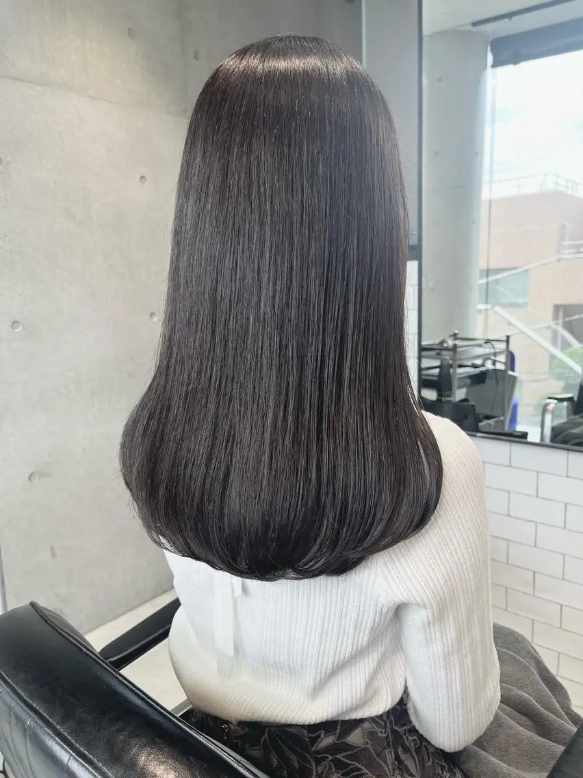 ロング カラー パーマ ヘアアレンジ カット ヘアカラー トリートメント ヘッドスパ ヘアセット 透明感/オリーブ/ グレージュ/YUKAのヘアスタイル