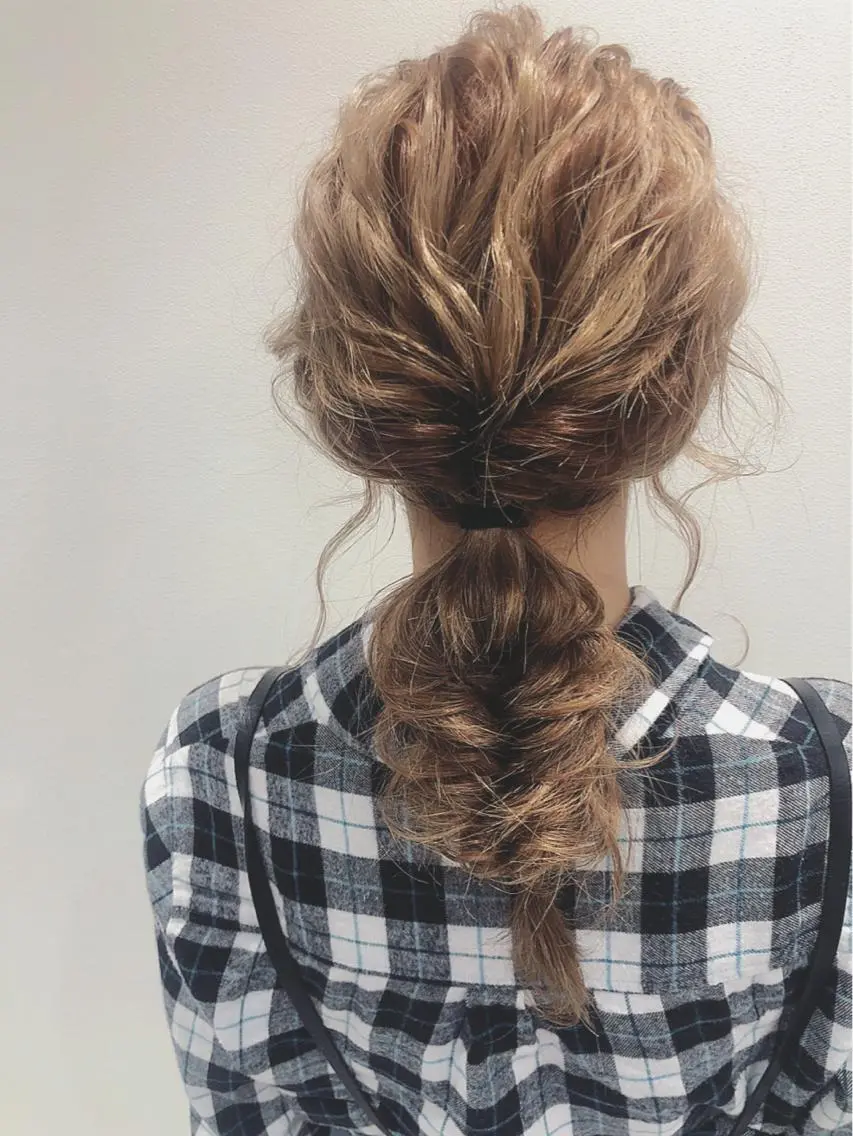 セミロング ヘアアレンジ 簡単アレンジ 久保田 茜のヘアスタイル