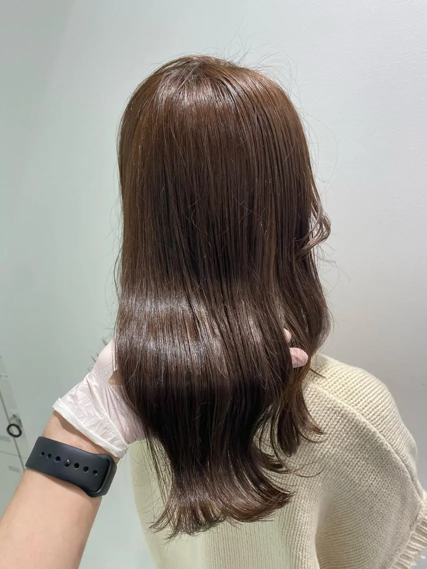 ミディアム カラー パーマ ヘアアレンジ ネイル マツエク・マツパ 韓国風ベージュ🤎 赤みなし🌿横浜🤎のヘアスタイル
