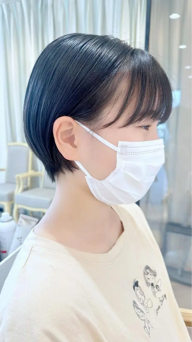 ショート 丸みショート ショートヘア カット トリートメント 小顔レイヤー/ ベージュ🤍Rieのヘアスタイル