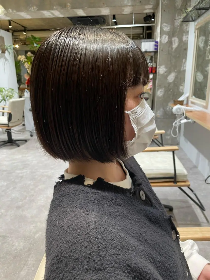 ショート ボブ 個性派ネイル シノのネイルデザイン