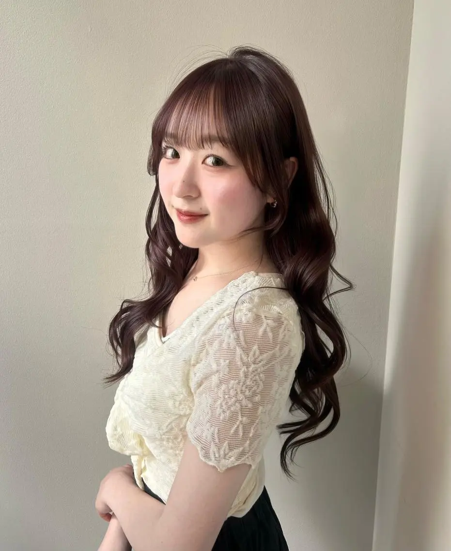 ロング 韓国風ヘア レイヤーカット 岩永 ひなのヘアスタイル