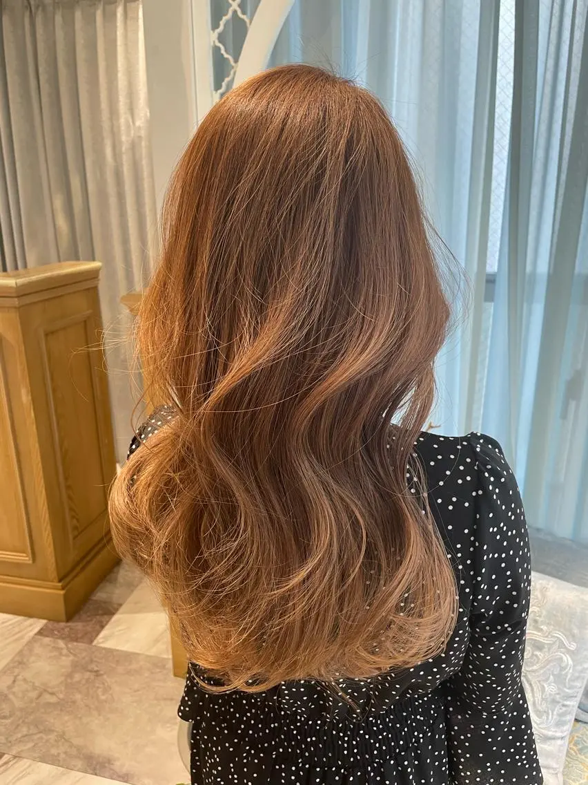 セミロング カラー ベージュカラー 黒髪 ブリーチ ブルーカラー ブルーブラック ヘアカラー 木屋元一/透明感 /前髪/レイヤーのヘアスタイル