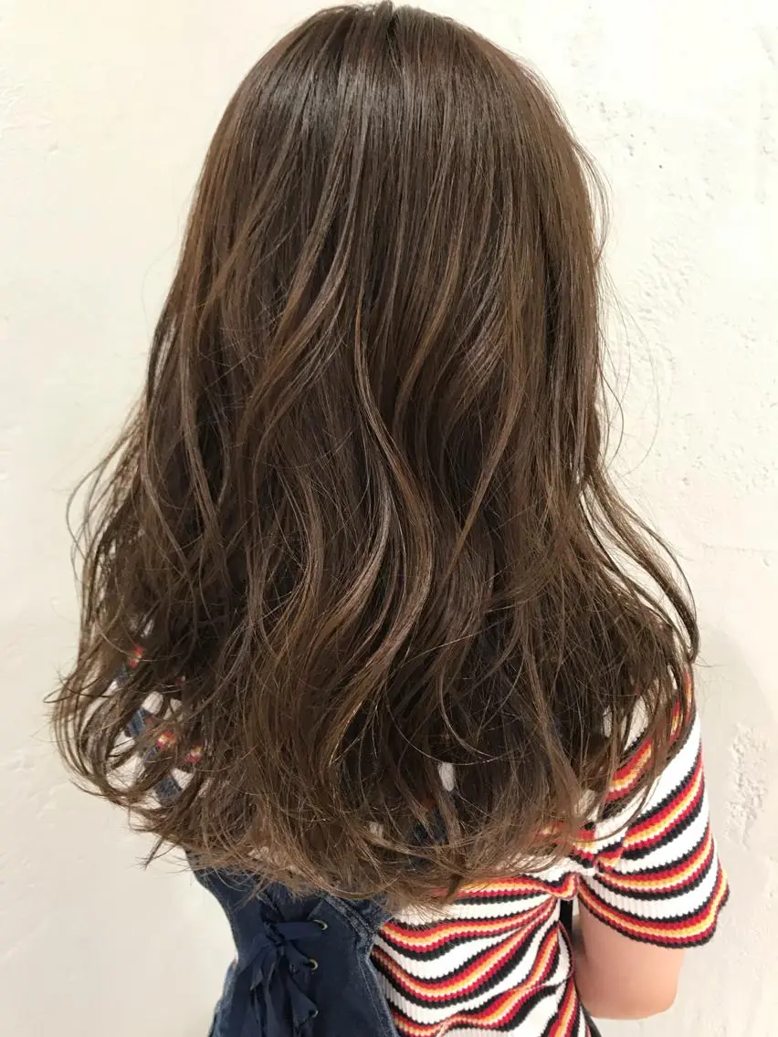 ロング カラー パーマ ヘアアレンジ マツエク・マツパ アッシュ ベージュカラー 韓国ヘア/レイヤー /透明感カラー❤️のヘアスタイル