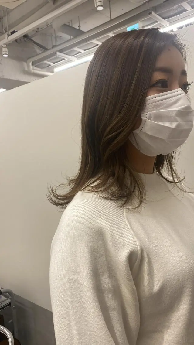 セミロング カラー 韓国好き🇰🇷 美容師MIKUのヘアスタイル