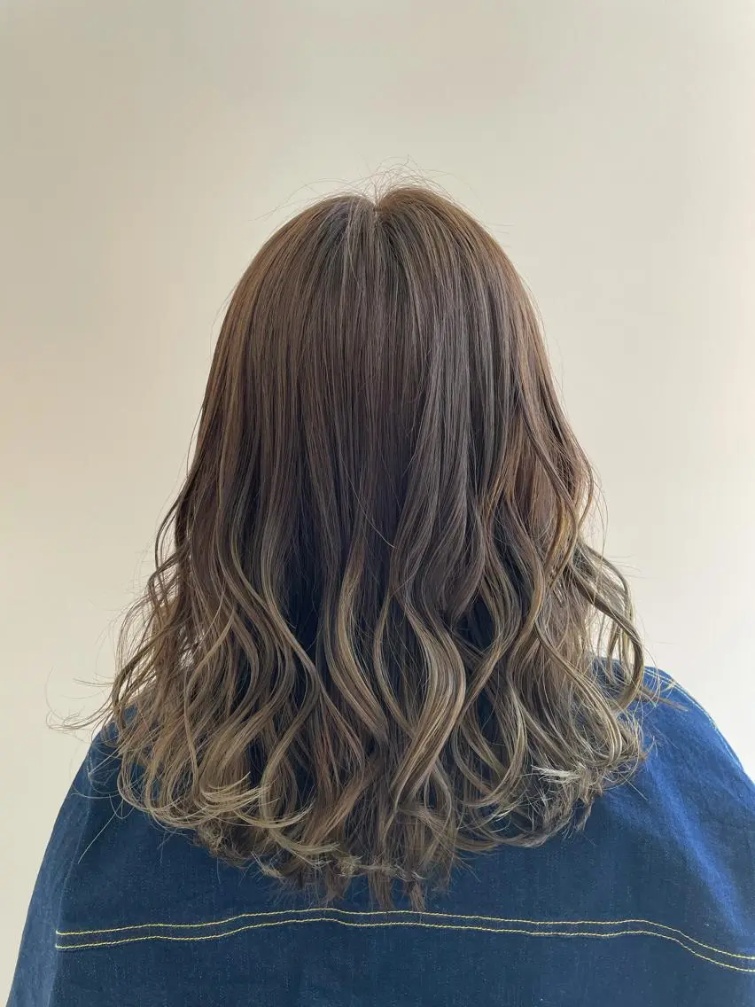 ロング カラー [YUCCA] Junaのヘアスタイル