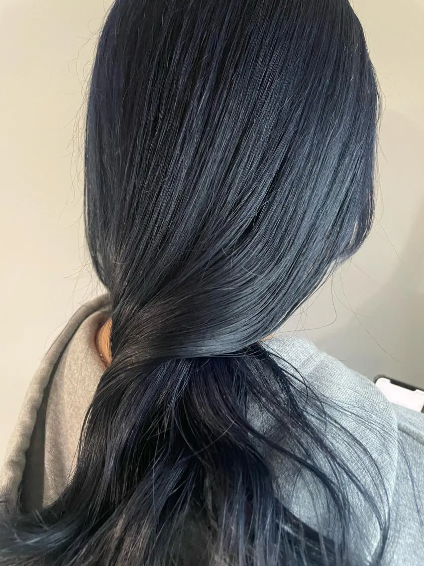 ロング カラー ヘアアレンジ キッズ ネイル マツエク・マツパ アイブロウ カット ヘアカラー 透明感カラー/推しカ ラー☁️JURAのヘアスタイル