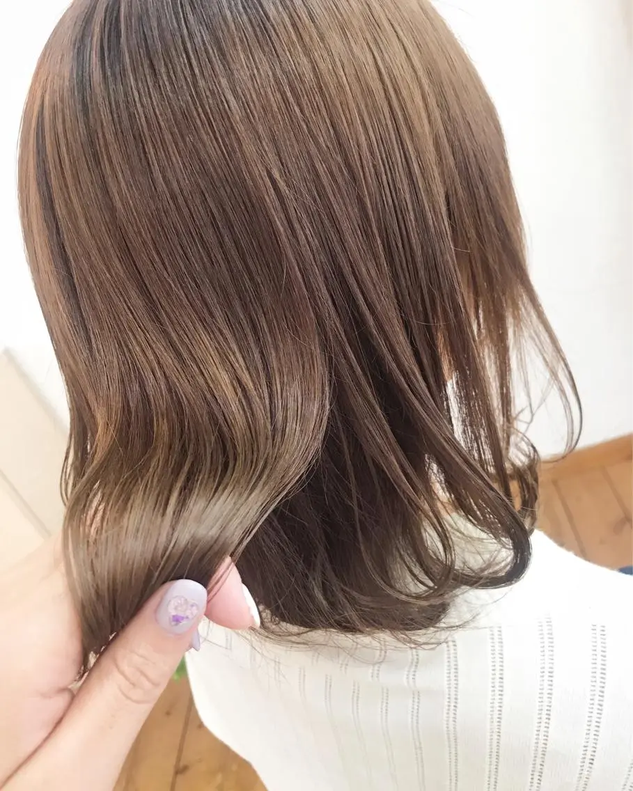 セミロング カラー トリートメント 荒木 ひろかのヘアスタイル