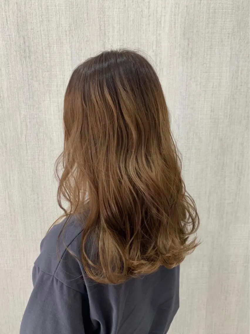 ロング 店長✨レイヤー✖️ 髪質改善✖️韓国ヘアのヘアスタイル