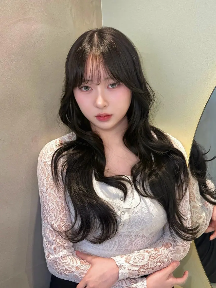 ロング ハッシュカット 韓国風ヘア レイヤーカット 縮毛矯正 GLROW 大宮のヘアスタイル