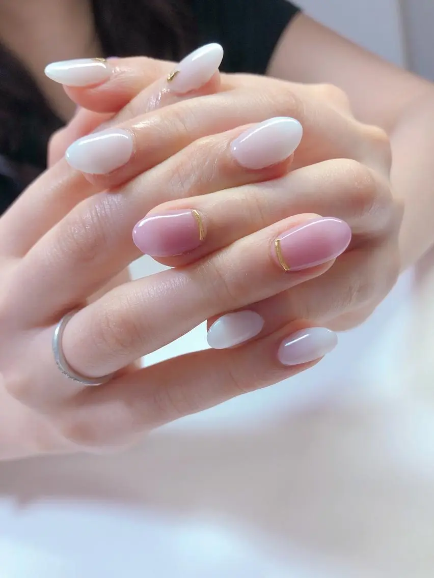 ネイル 小南 奈々美のネイルデザイン
