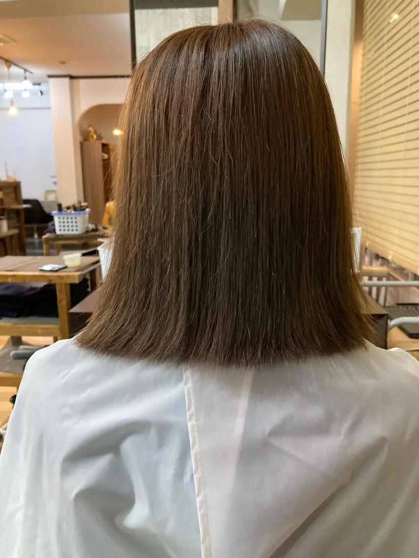 ミディアム カット 中山 ルミ子のヘアスタイル