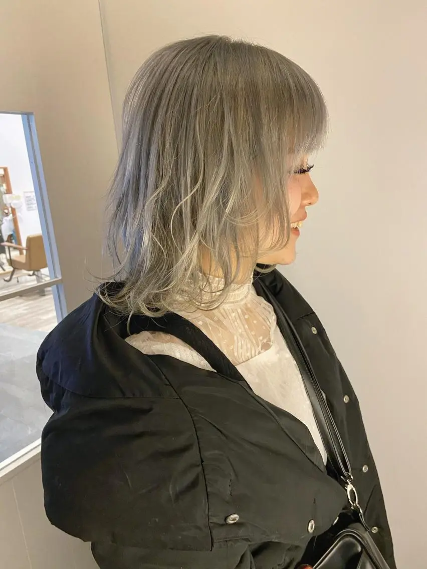 ミディアム カラー ヘアアレンジ カット ヘアカラー 韓国レイヤー/艶髪 WATSUKIのヘアスタイル