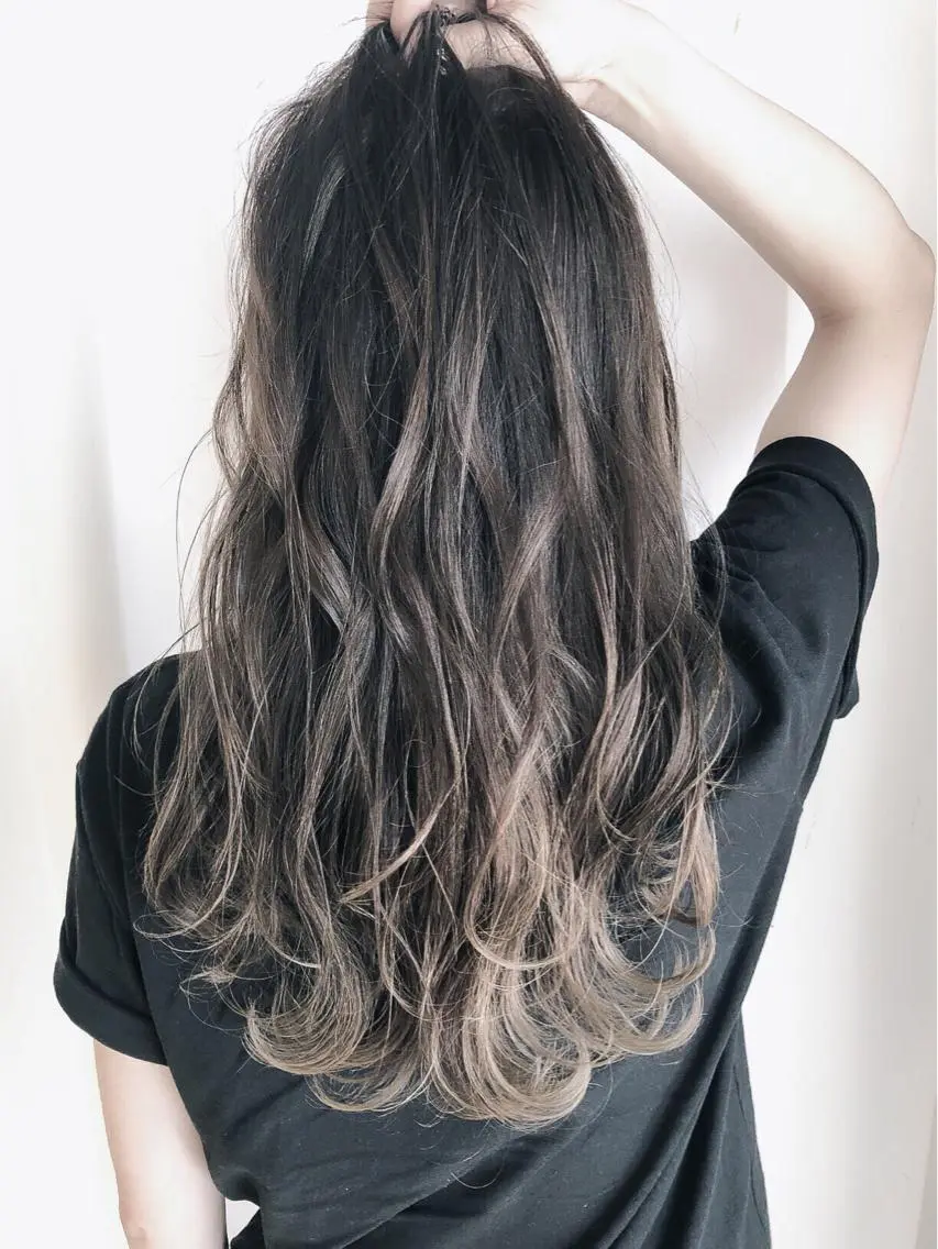 セミロング カラー パーマ アッシュ バレイヤージュ グラデーションカラー グレージュ ハイライトカラー ヘアカラー トリートメント バレイヤージュ 藤沢 髪質改善 竹内ケンゴのヘアスタイル