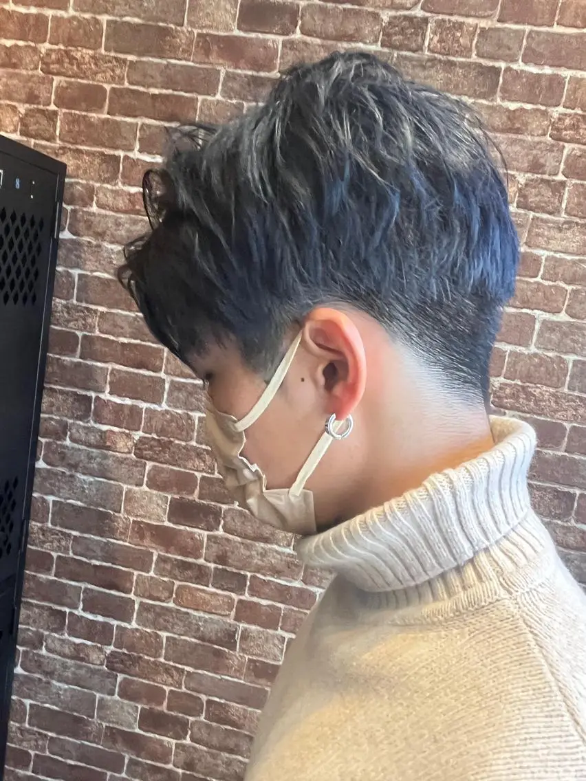 ショート カラー パーマ ヘアアレンジ メンズ キッズ ネイル マツエク・マツパ アイブロウ メンズブリーチ メンズハイライト メンズインナーカラー メンズ韓国風 ブリーチ 久木原 ゆりのヘアスタイル