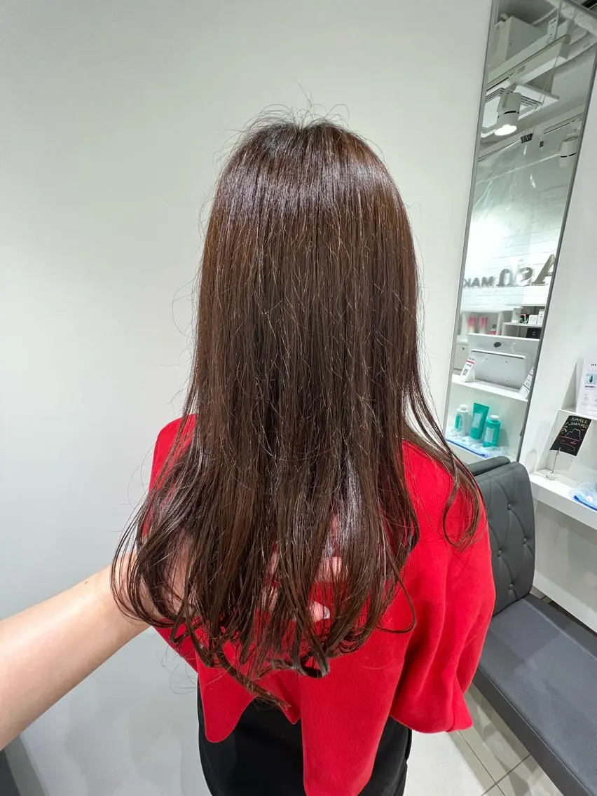 ロング カラー ブリーチ 透明感カラー グレージュ ブリーチなしカラー カット ヘアカラー 【暖色カラー特化】 中山由梨のヘアスタイル