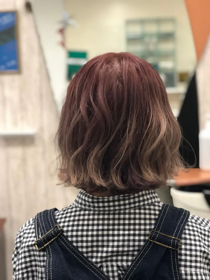 ショート s reenaのヘアスタイル